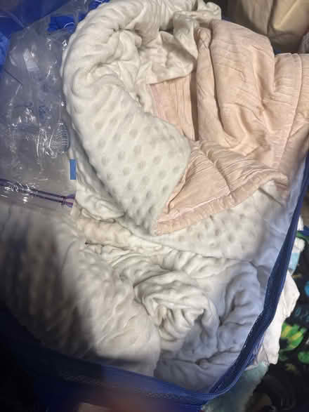 Photo of free Queen blanket and throw blankets (newark) #1