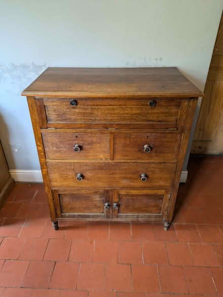 Photo of free Chest of drawers/cupboard (CH7, Treuddyn) (Treuddyn CH7) #2