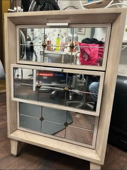 Photo of free Mirror night stand dresser (newark) #4