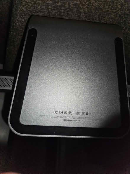 Photo of free A1312 Imac (harddrive removed) Spares or Repair (Chipstead TN13) #2