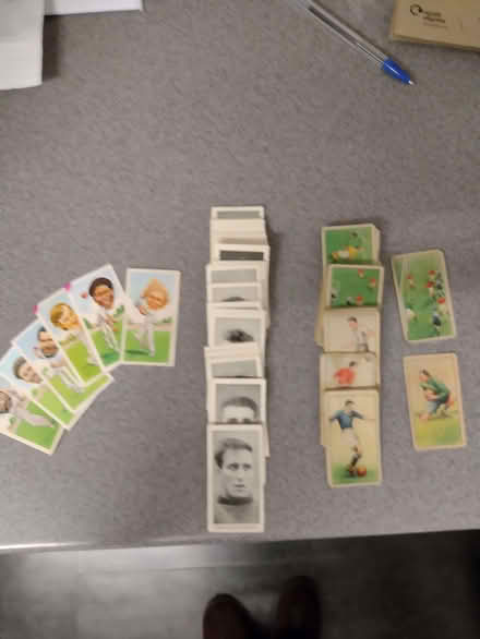 Photo of free Tea & cigarette cards (Alresford CO7) #3