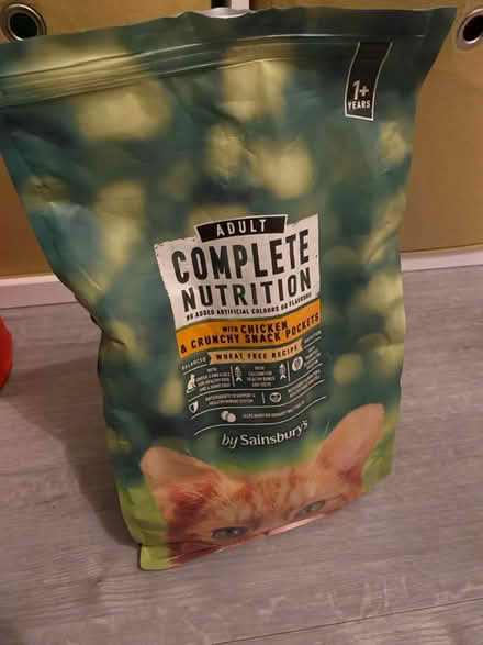 Photo of free Dry cat food (Waterlooville PO7) #1