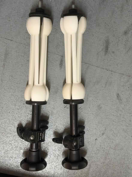 Photo of free Photo studio roller backdrop hardware (Coley Ave Area RG1) #4