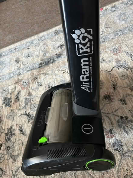 Photo of free Upright cordless vacuum (Woodthorpe S13) #2
