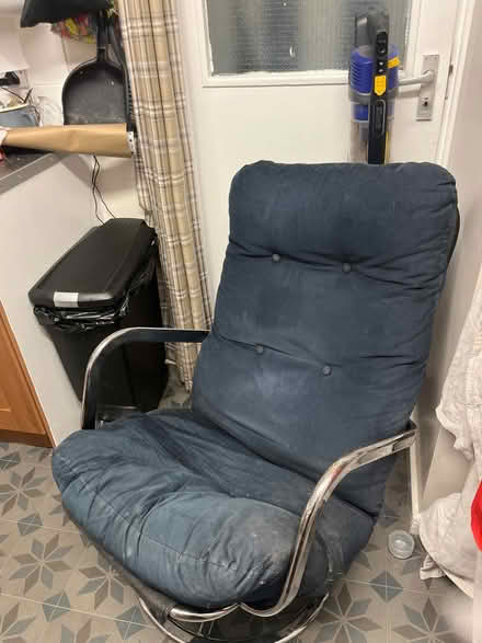 Photo of free Poang chair (Basegreen S12) #3