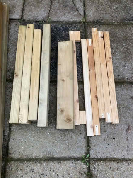 Photo of free timber (Erith DA17) #2