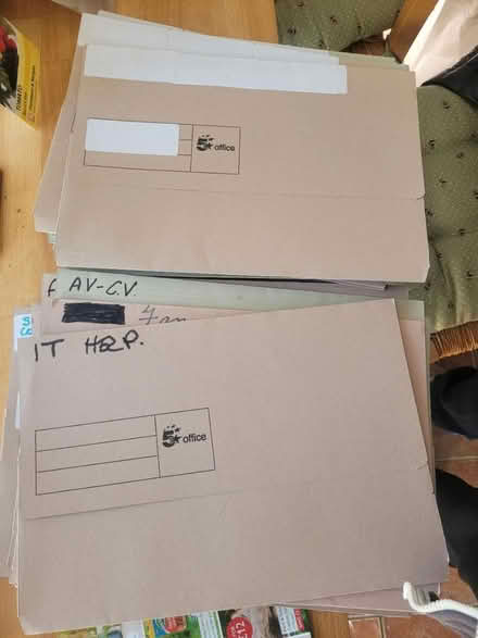 Photo of free 20+ Buff document folders (WOKING St Johns GU21) #1