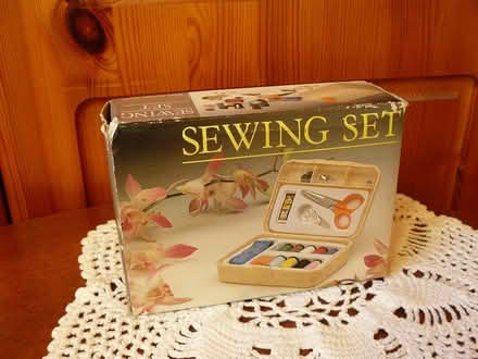 Photo of free Vintage mini sewing set in box (Woodside WD25) #1