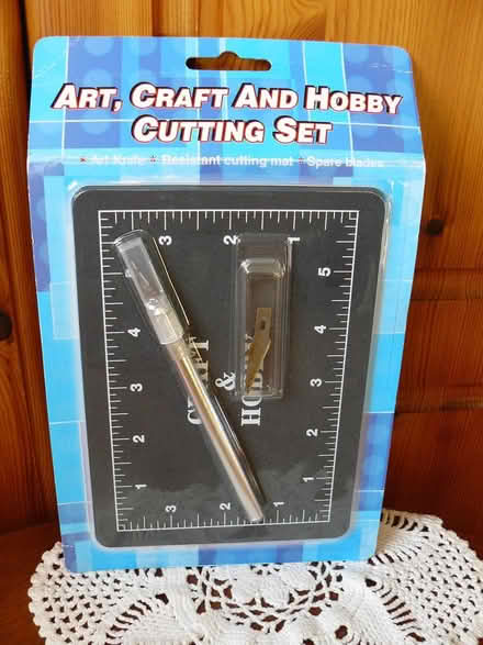 Photo of free New artists cutting mat set (18+) (Woodside WD25) #1