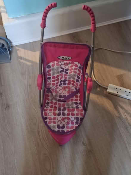 Photo of free Dolls pram (Luton LU2) #1