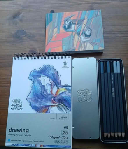 Photo of free Charcoal pencils and sketchbooks (SW2) #1