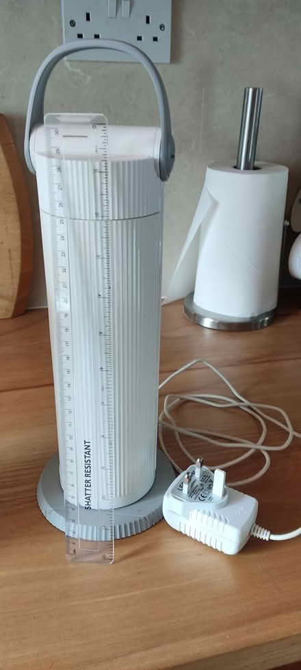 Photo of free Daylight LED light (Kendal LA9) #2