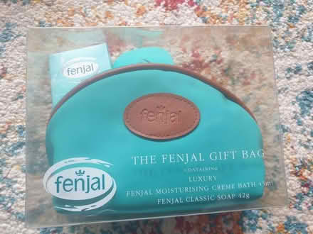 Photo of free New bath cream and soap set (Woodside WD25) #1