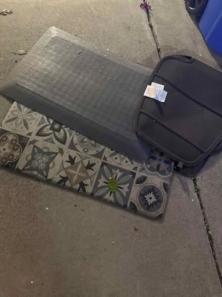 Photo of free Kitchen mats and child carseatprote (newark) #1