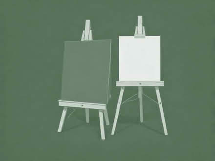 Photo of Easel (Kendal LA9) #1