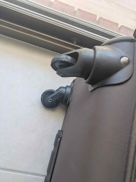 Photo of free Luggage Suitcase (Carseldine) #3