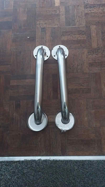 Photo of free Bathroom grabrails (Burgess Hill RH15 8NU) #2