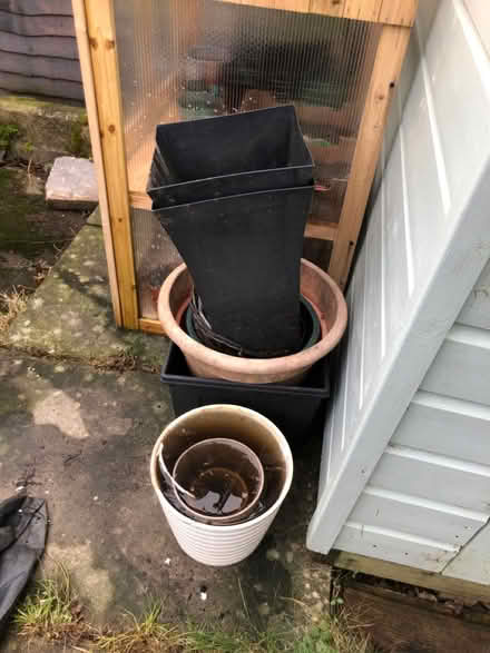 Photo of free Large ish pots (Wisewood S6) #1