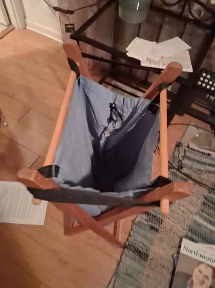 Photo of free hamper (North Brentwood) #2