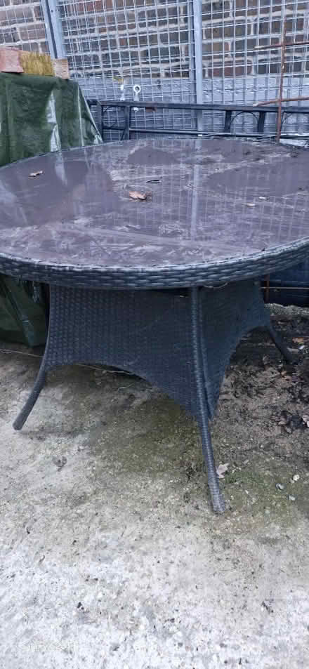 Photo of free Garden table (GU15 camberley) #1