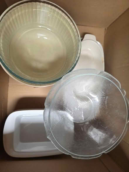 Photo of free Various bowls and dishes (Cyncoed, CF23) #1