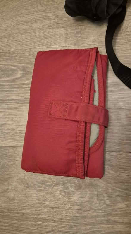 Photo of free Baby sling and travel chamgemat (Downham BR1) #3