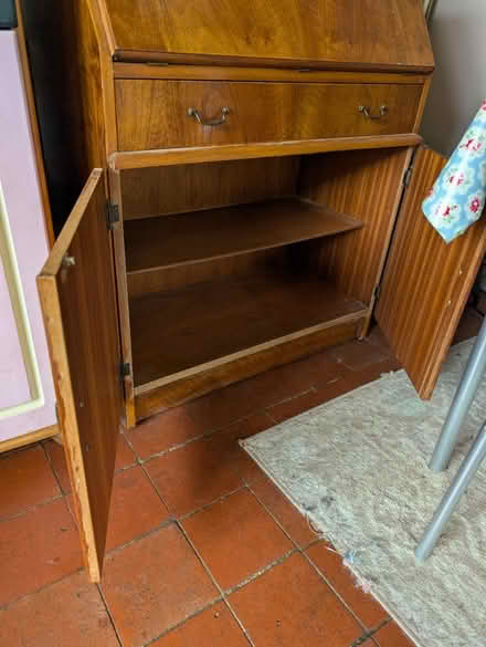 Photo of free Writing desk (Harrold Bedford) #3
