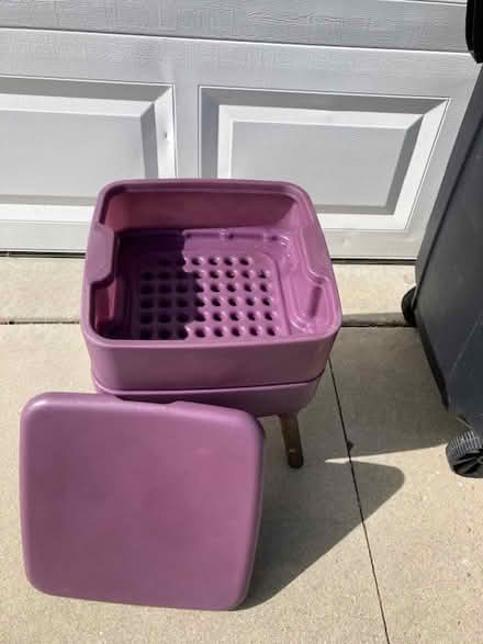 Photo of free Worm composting Bin for beginners (thousand oaks) #3