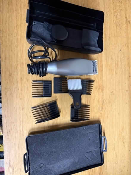 Photo of free Remington Precision Hair Trimmer (Hove Edge HD6) #1
