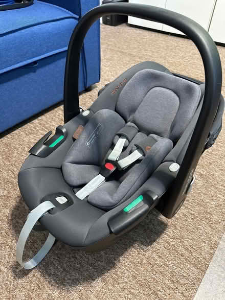 Photo of free Maxi-cosi infant car seat (Oldfield Park) #1