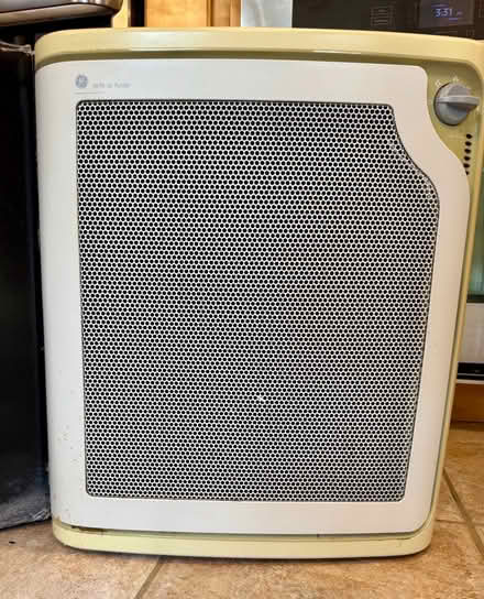 Photo of free GE HEPA air filter (Pittstown NJ) #1