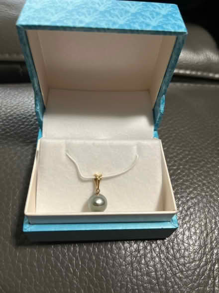 Photo of free Fake Pearl Pendant (Adam’s Point, Oakland) #1