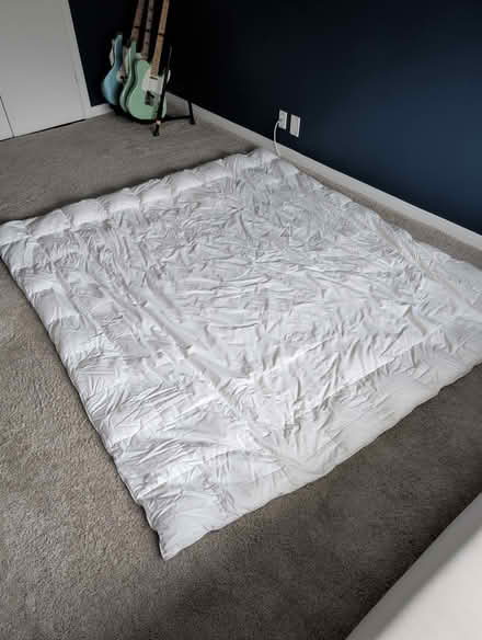 Photo of free Brooklinen Queen Comforter / Duvet (El Segundo) #1