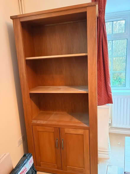 Photo of free Quality cabinet/dresser (SG5 3EP, Great Offley) #1