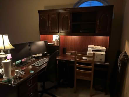 Photo of free Executive office desk (Elkridge near Port Capital) #2