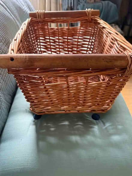 Photo of free storage baskets including wicker type (BT10) #4