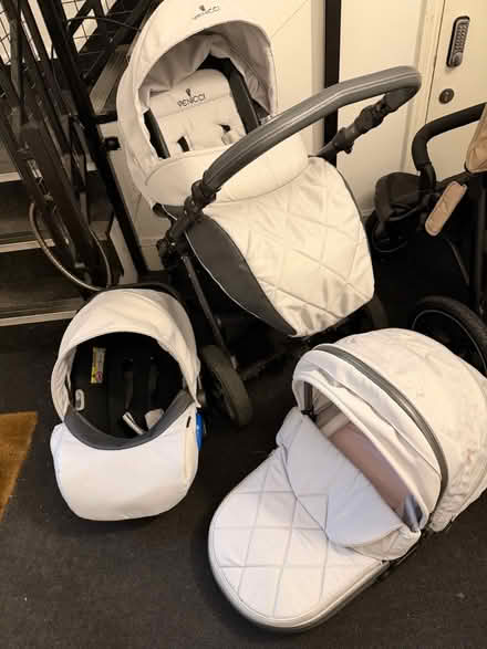 Photo of free 2 buggy (E1 5pt) #1