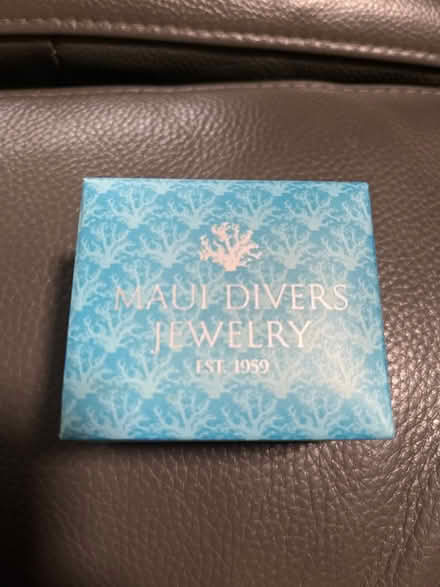 Photo of free Fake Pearl Pendant (Adam’s Point, Oakland) #2