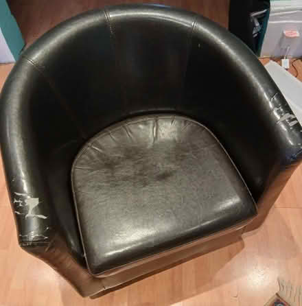 Photo of free Black Bucket Chair (Clapham (SW4)) #1