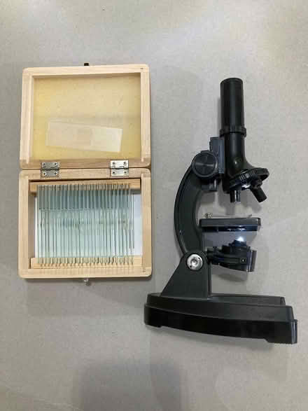 Photo of free Kids Microscope & Slides (Putnoe MK41) #2