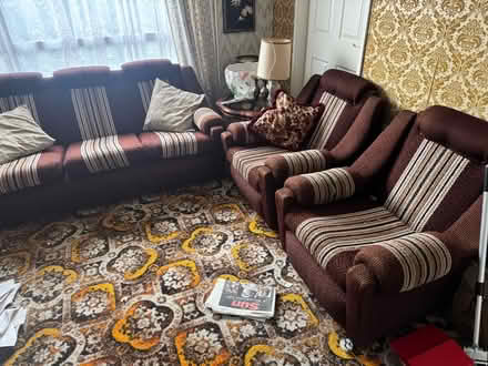 Photo of free Vintage sofas (The Meadows NG2) #1