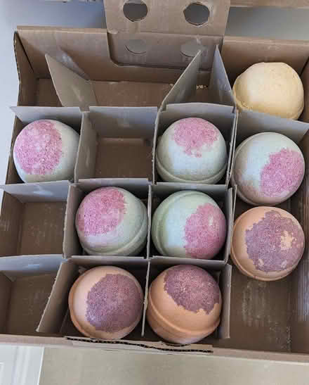 Photo of free Trays of Bath Bombs (Ramsgate CT11) #2