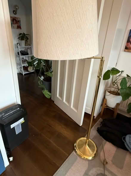 Photo of free Large lamp - needs repair (Coney Hall BR4) #1