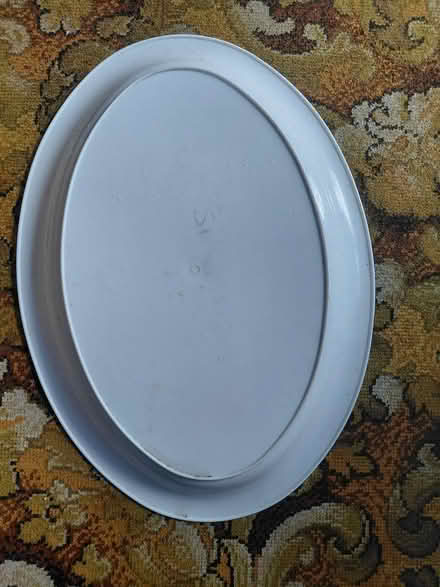 Photo of free Big white plastic flat dish (New haw KT15) #1
