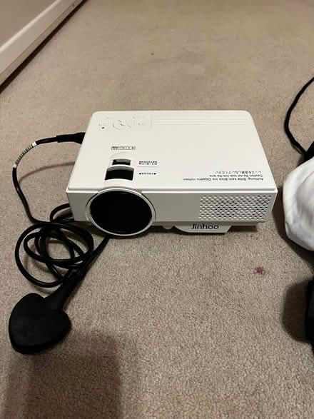 Photo of free Projector, stand and screen (RH15) #1