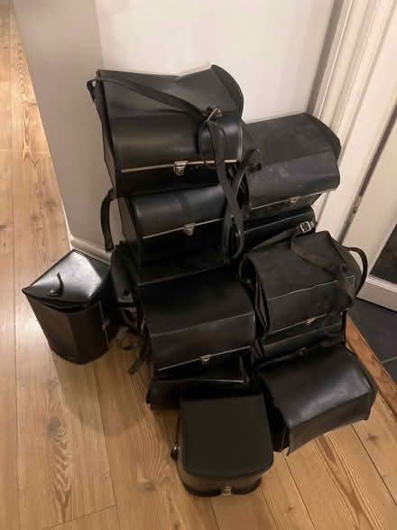 Photo of free 14 Polaroid camera cases (Nascot Wood WD17) #1