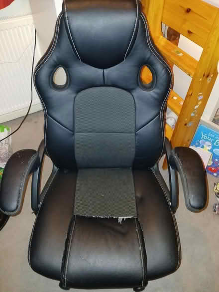 Photo of free Gaming chair (Cheddington LU7) #1