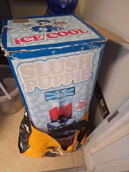 Photo of free Slush puppie machine (Forestgreen) #1