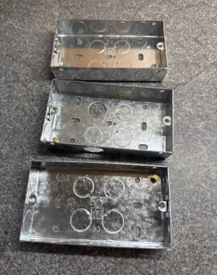 Photo of free socket galvanised box (CR3) #1
