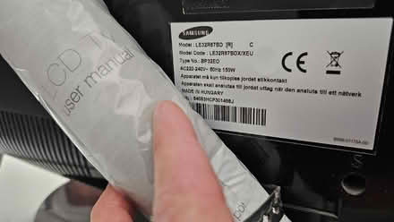 Photo of free Perfectly working 32" TV Samsung LCD - ignore that stroking! (Townsend AL3) #2